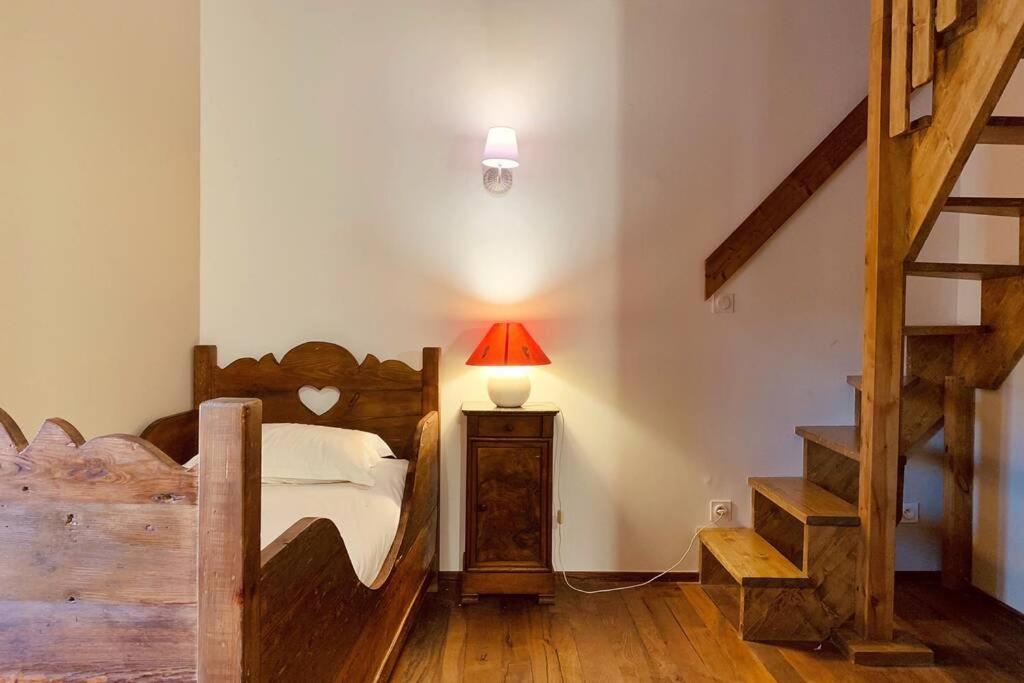 Apartment Charmante Maison De Village: Prestation De Qualite, Confort, Terrasse *